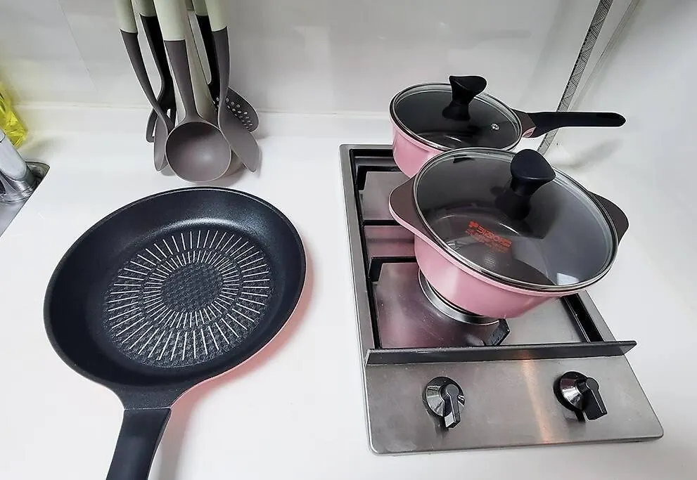 Netflix Coffee Washer Aircon - Ssangmun Stn 1 Apartment Seoul