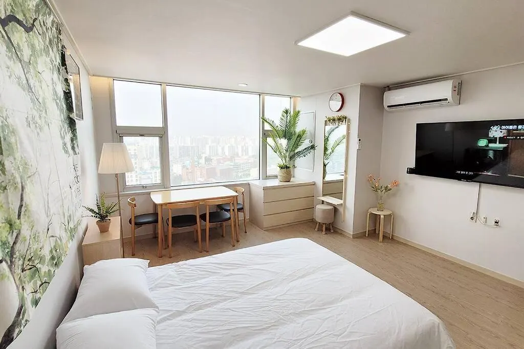 Netflix Coffee Washer Aircon - Ssangmun Stn 1 Apartment Seoul