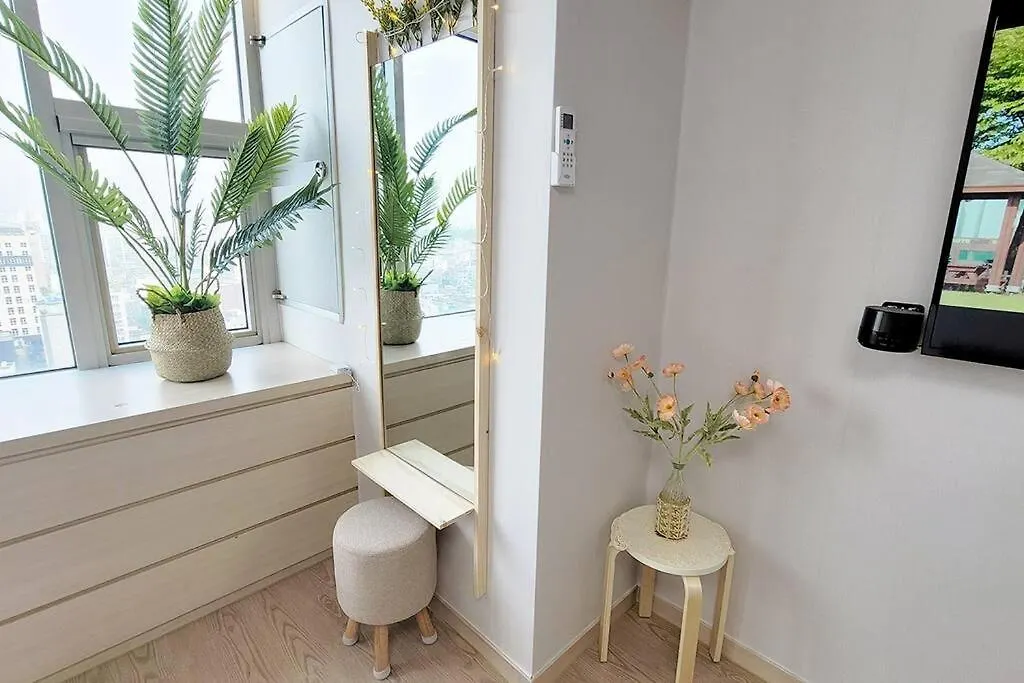 Netflix Coffee Washer Aircon - Ssangmun Stn 1 Apartment Seoul