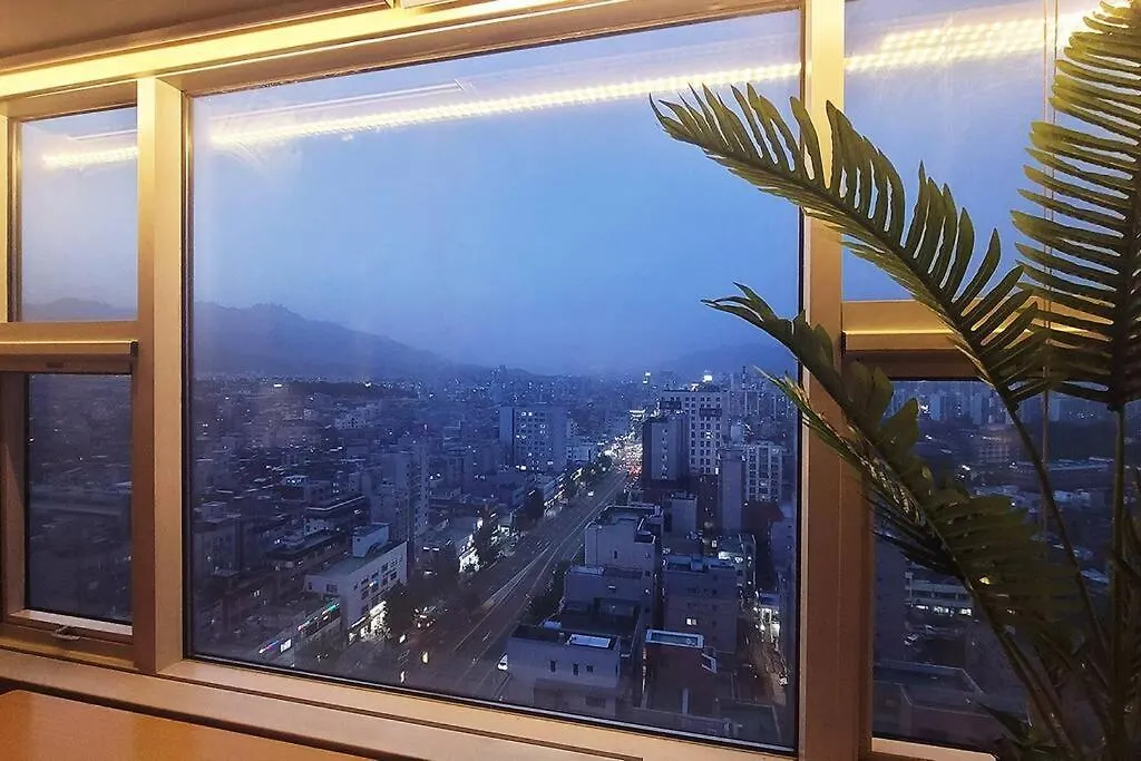 Netflix Coffee Washer Aircon - Ssangmun Stn 1 Apartment Seoul
